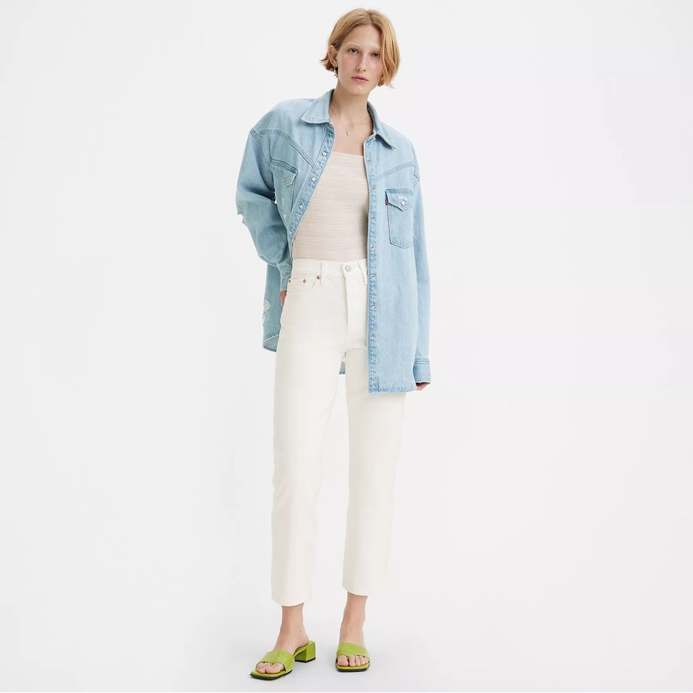 Levi's Women's Straight Leg Jeans in Off-White
